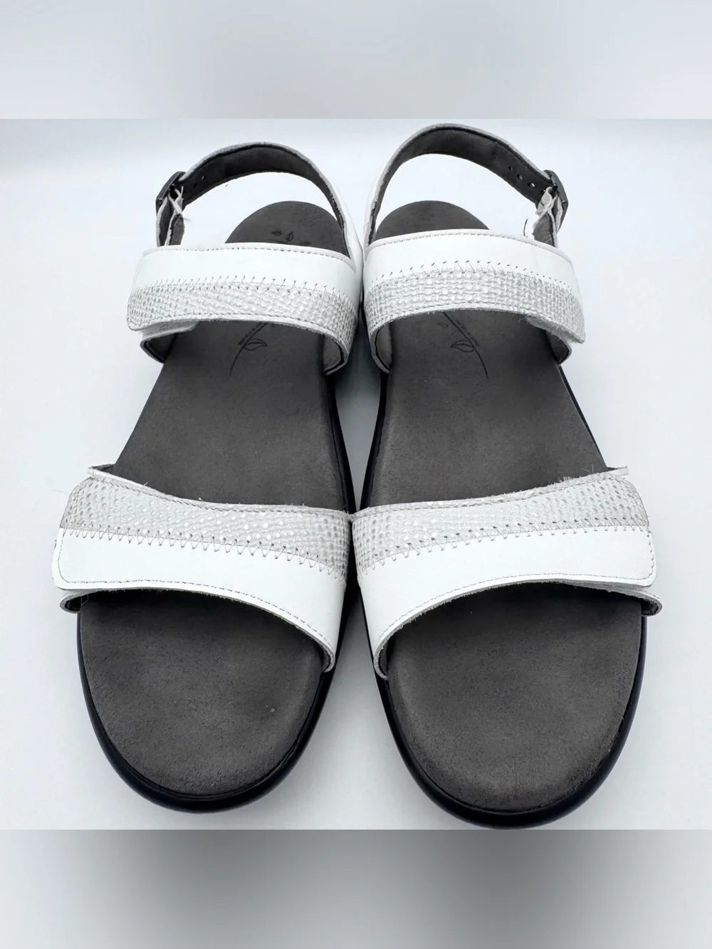 SAS Nudu White Silver Leather Slingback Sandals Women Size 9 N Comfort VGUC